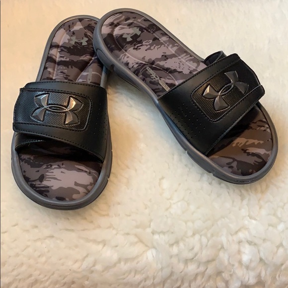under armour boys slides